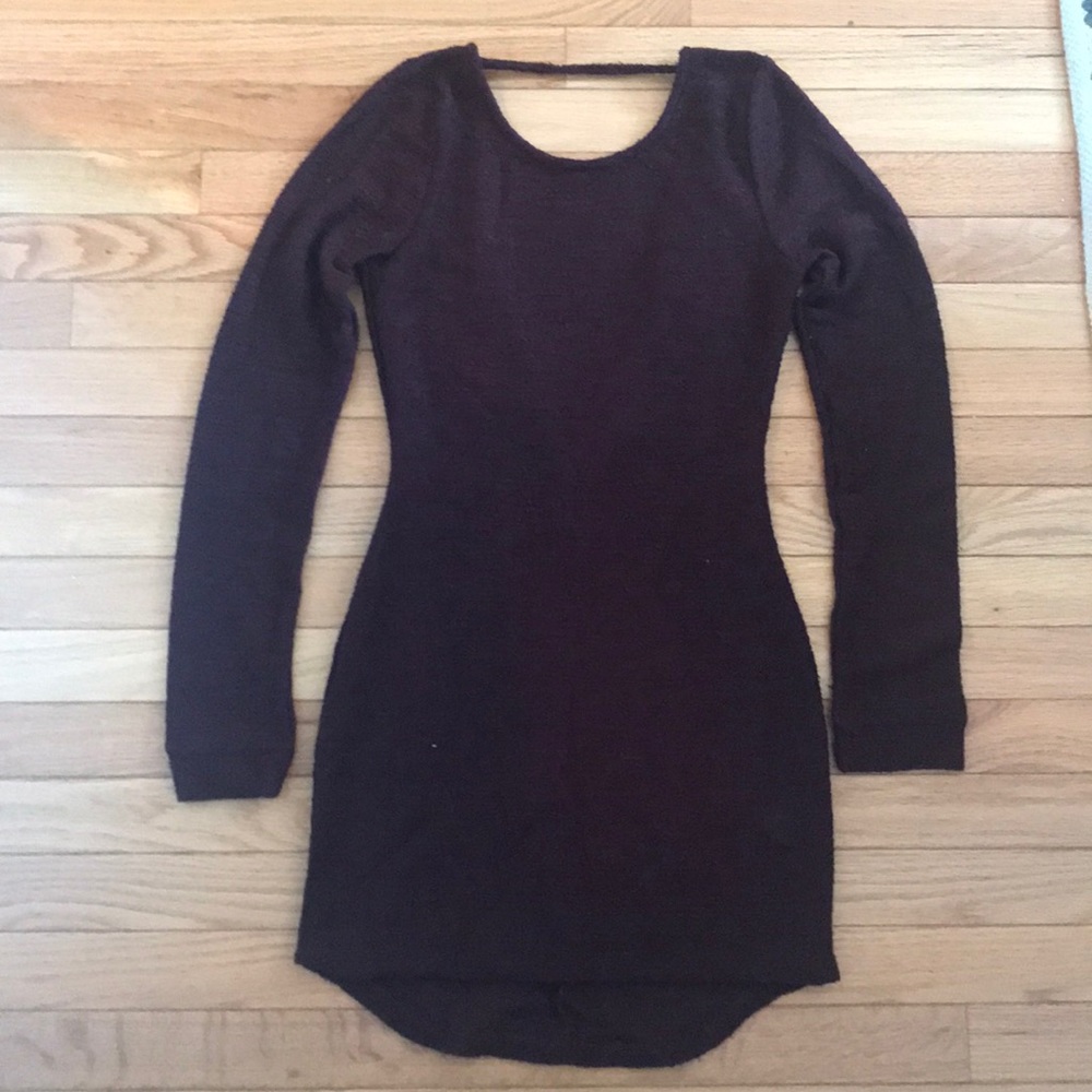 Tobi Mini Long Sleeve Dress with Open back - S